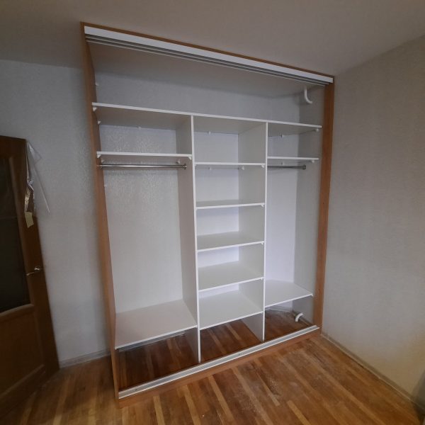 Шкаф-купе 2.2