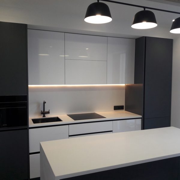 Кухня из материала Fenix